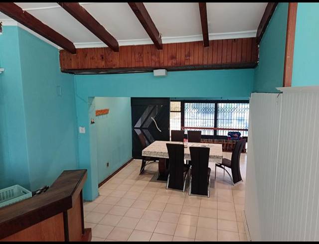 3 BEDROOM HOUSE FOR SALE IN YELLOWWOOD PARK